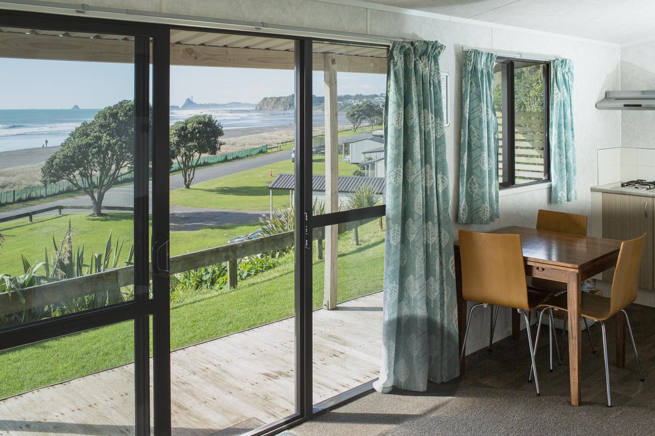 Oakura Beach Holiday Park Екстер'єр фото